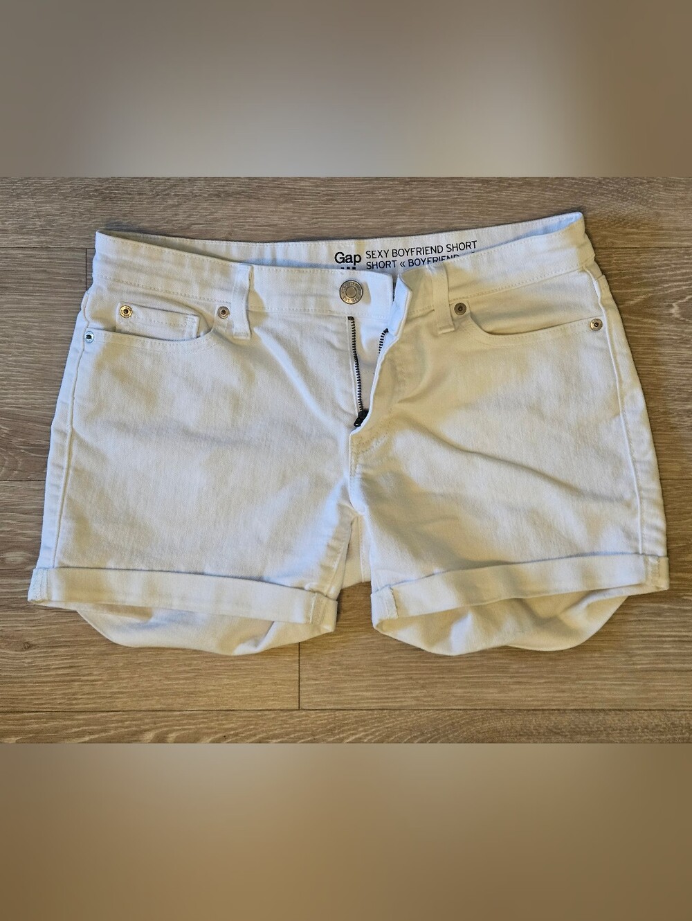 GAP White Sexy Boyfriend Jean Shorts